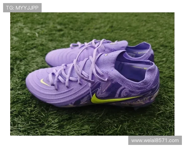 紫色足球明星的传奇故事与成就揭秘